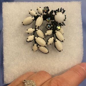 Elegant Gold and Silver Floral Brooch Set